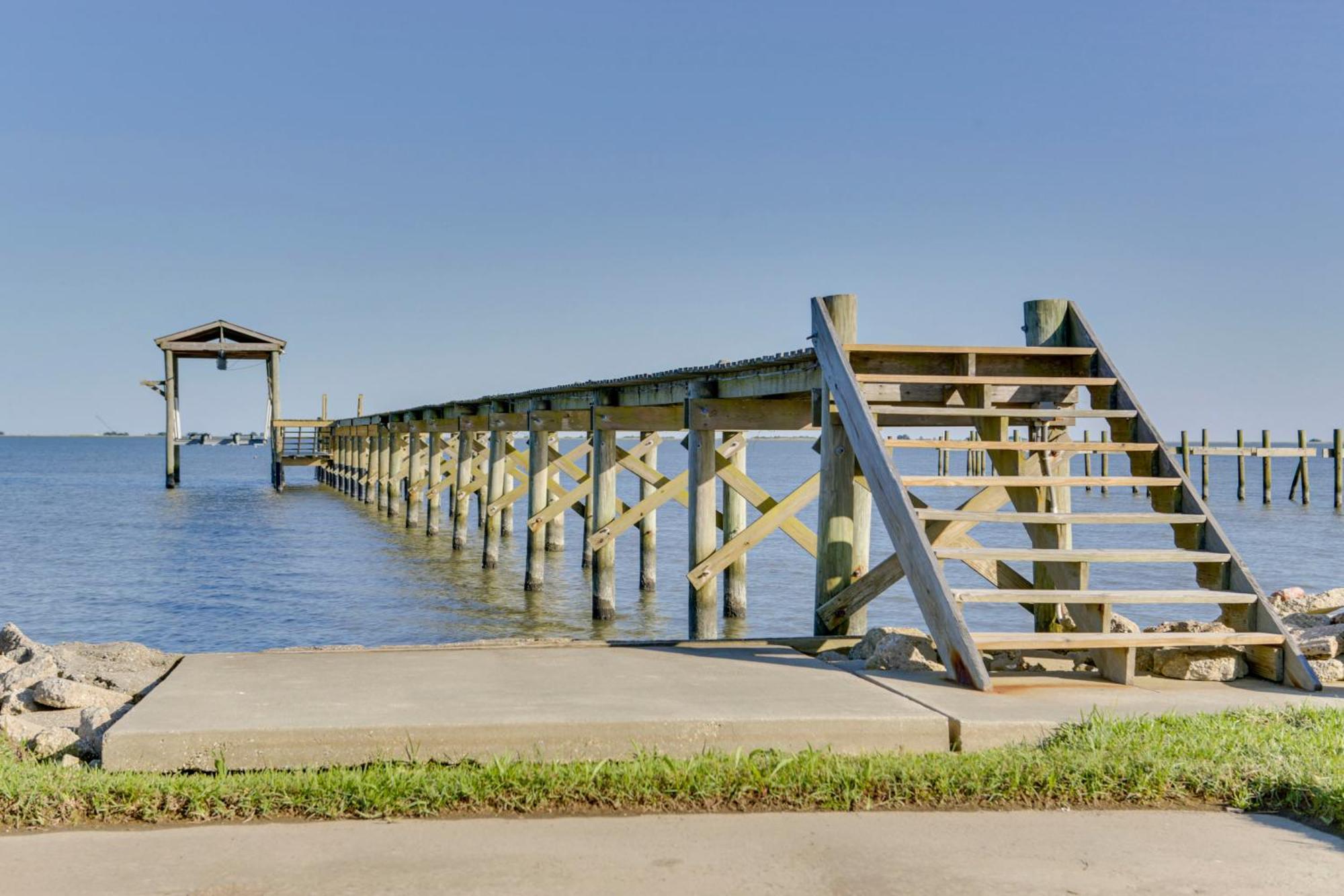 Lakefront Retreat - Hot Tub And Kayaks! Holiday home